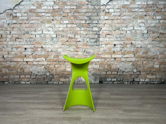 Image 1 of Slide Design Koncord green - bar stool