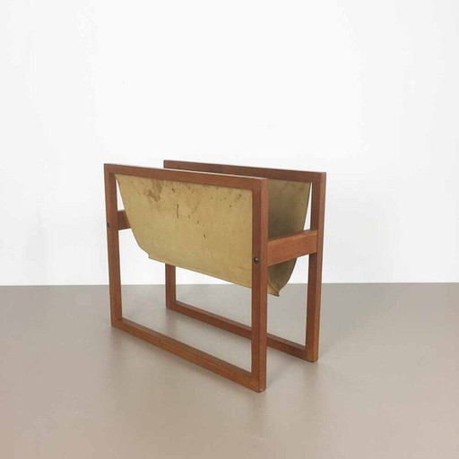 Danish Sika Mobler magazine rack in teak and leather by Kai KRISTIANSEN - 1960s