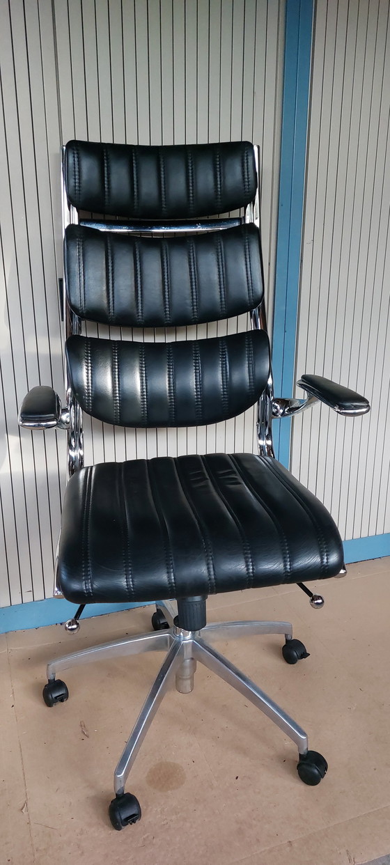 Image 1 of Office chair