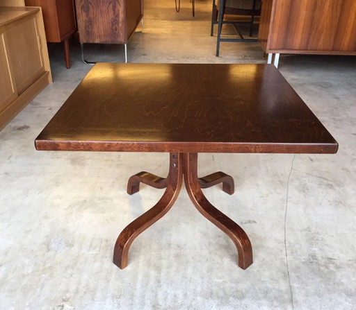 Mid Century Design Coffee Table