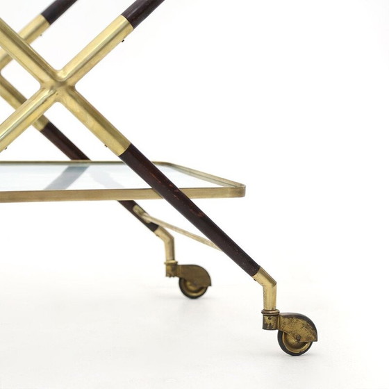 Image 1 of Carrello vintage in legno e ottone con piano in vetro, Italia 1950
