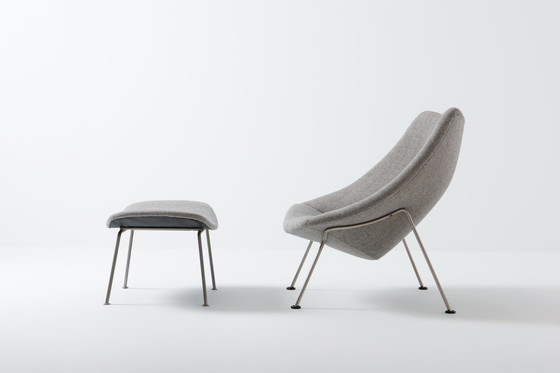 Image 1 of Oyster chair with Ottoman - Pierre Paulin