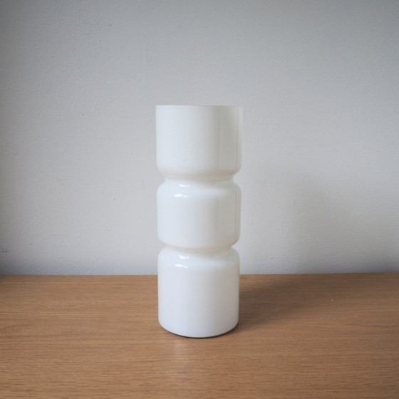 Image 1 of White Glass Funky Retro Table Lamp 1980S