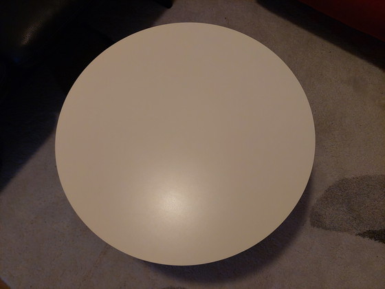 Image 1 of Circle Coffee Table Pierre Paulin Artifort