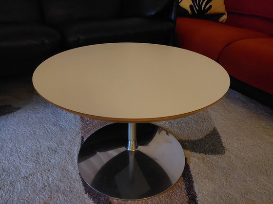 Image 1 of Circle Coffee Table Pierre Paulin Artifort