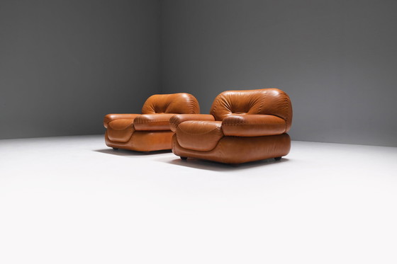 Image 1 of Italian lounge chairs in cognac chairs by Sapporo for Mobil Girgi Italy