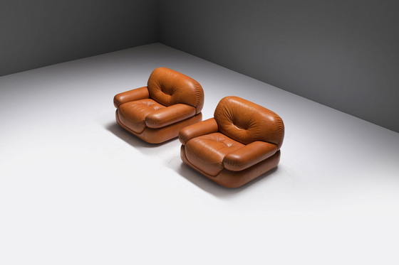 Image 1 of Italian lounge chairs in cognac chairs by Sapporo for Mobil Girgi Italy