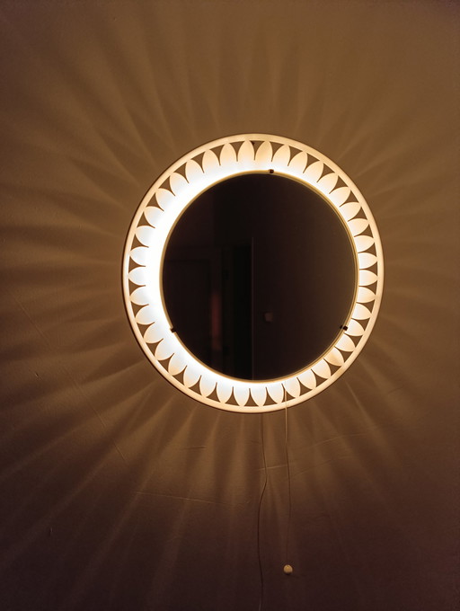 Hillebrand wall mirror with lighting