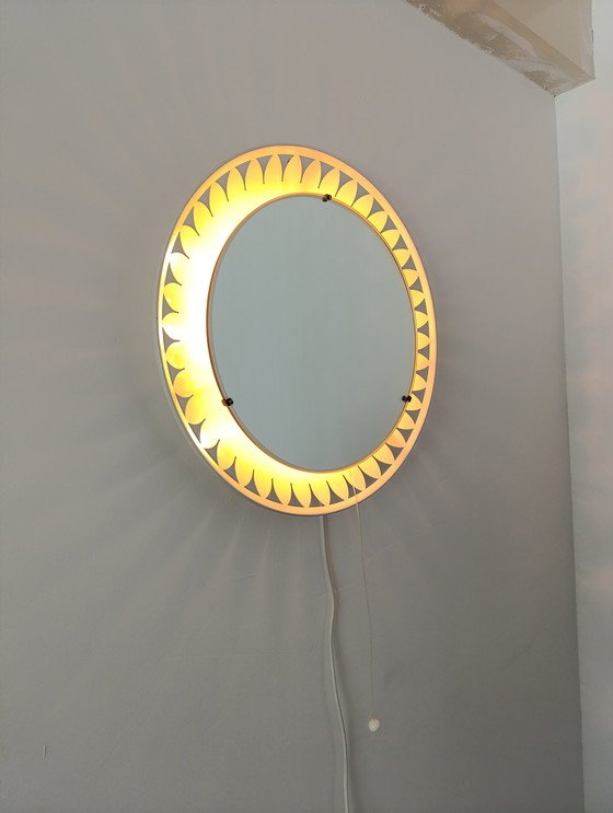 Image 1 of Hillebrand wall mirror with lighting