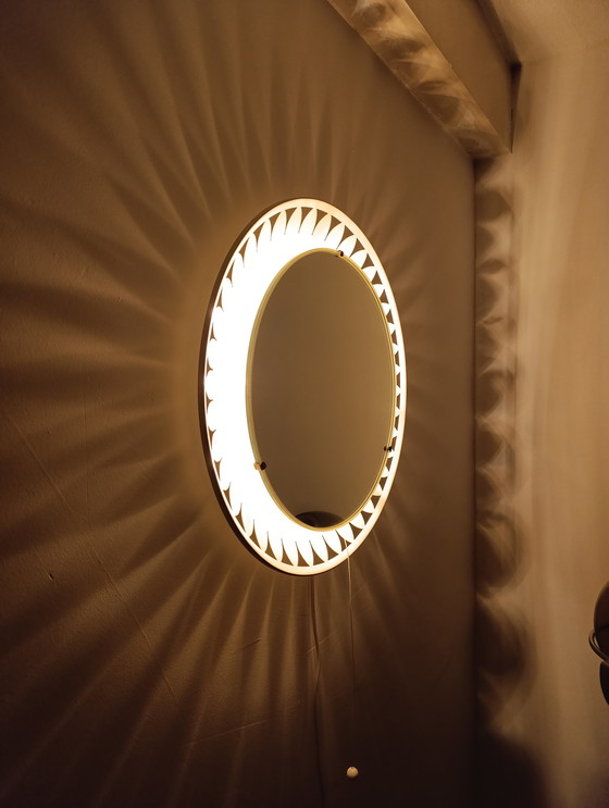 Image 1 of Hillebrand wall mirror with lighting