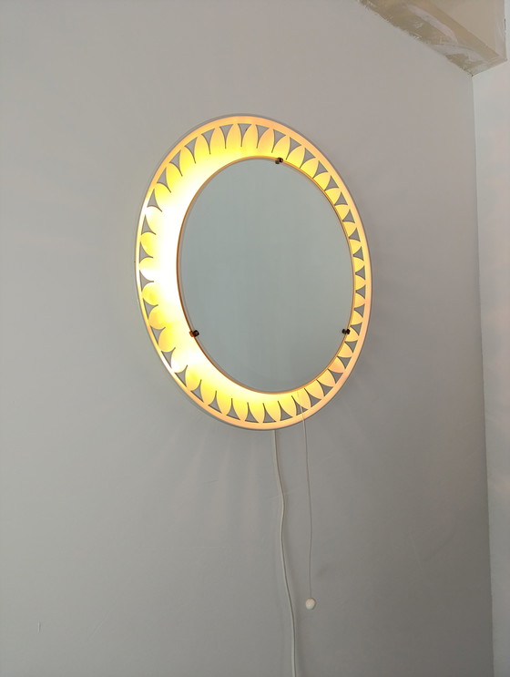 Image 1 of Hillebrand wall mirror with lighting