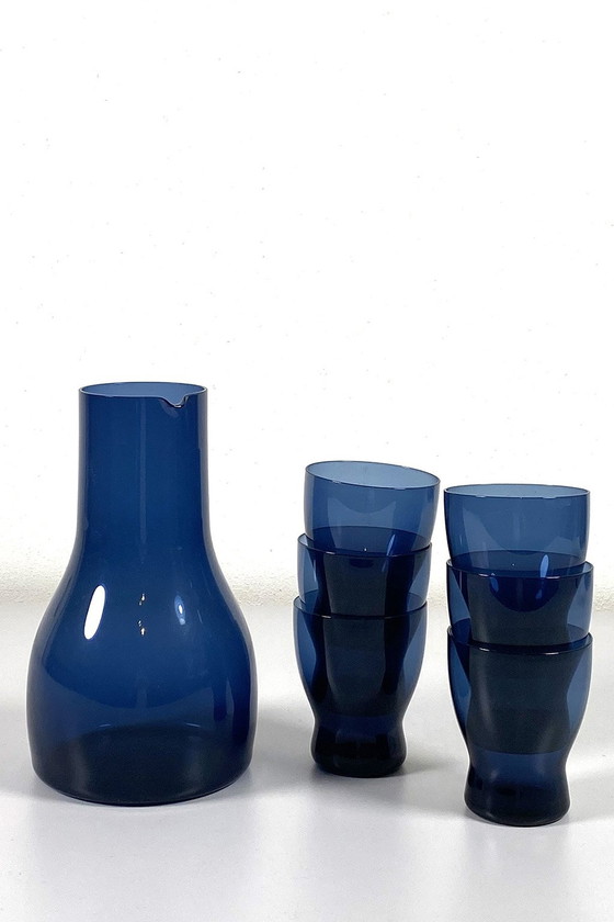 Image 1 of Vintage jug with six glasses