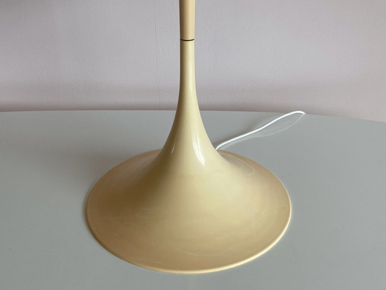 Image 1 of Verner Panton Panthella D.50Cm Louis Poulsen lamp