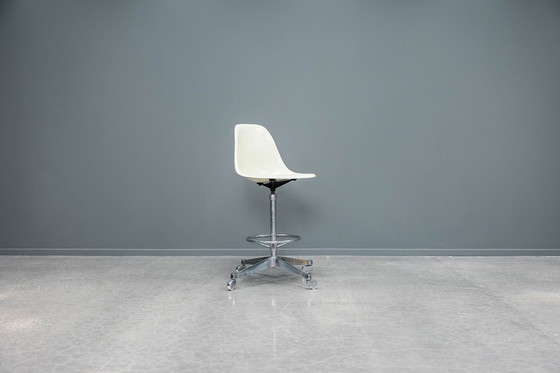 Image 1 of Herman Miller Eames Drawing Stool