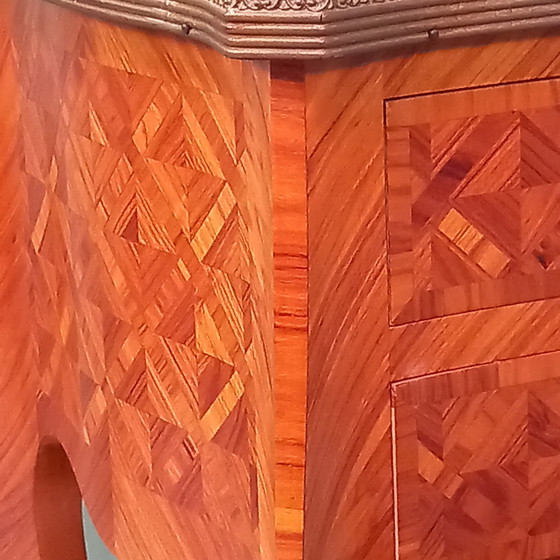 Image 1 of Parquetry Table Ambulante