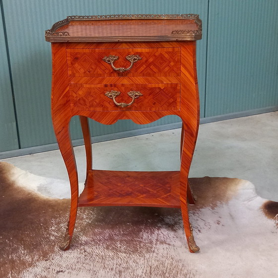 Image 1 of Parquetry Table Ambulante