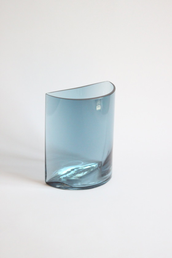 Image 1 of Riihimaen Lasi Semi Cylinder Vase Palapeli By Tamara Aladin, Finland 1960S