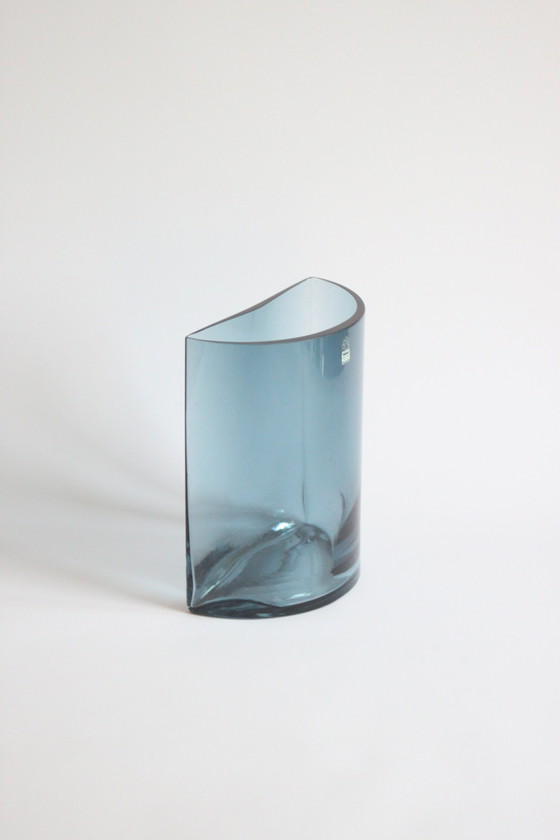 Image 1 of Riihimaen Lasi Semi Cylinder Vase Palapeli By Tamara Aladin, Finland 1960S