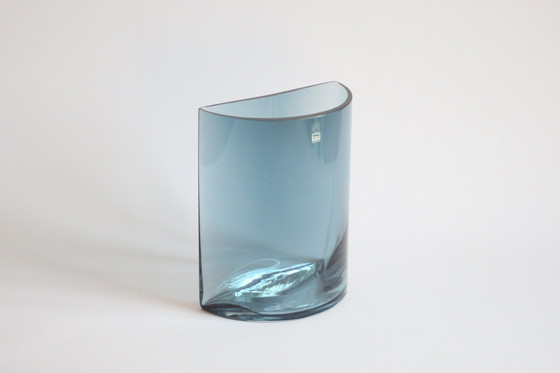 Image 1 of Riihimaen Lasi Semi Cylinder Vase Palapeli By Tamara Aladin, Finland 1960S