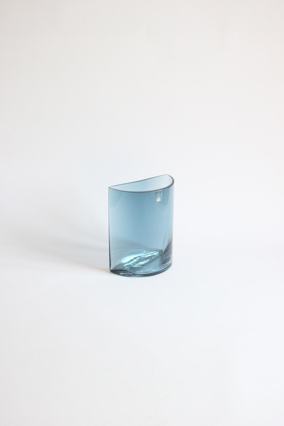 Image 1 of Riihimaen Lasi Semi Cylinder Vase Palapeli By Tamara Aladin, Finland 1960S