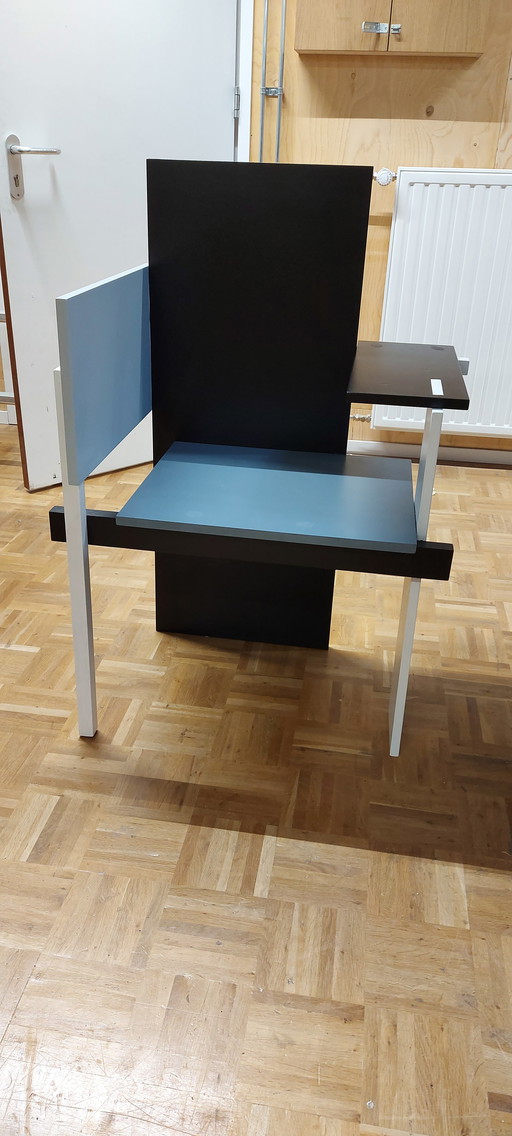 Chaise berlinoise dans le style de Gerrit Rietveld