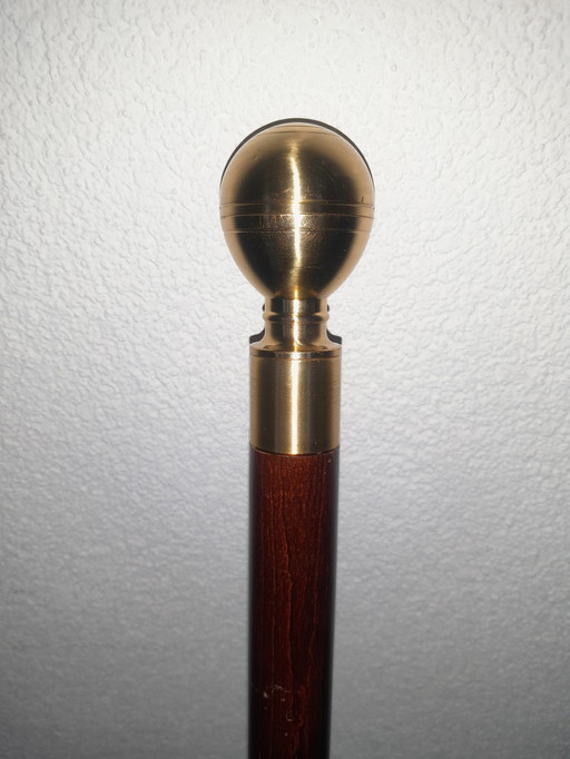 English Globe Head Hardwood Walking Stick With Drink Bottle And Watch