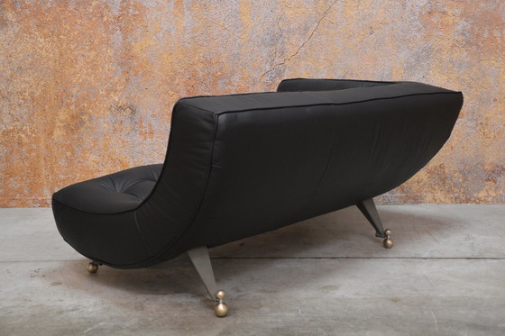 Image 1 of NOUVEAU Chaise Longue Montis Quintus en cuir noir capitonné