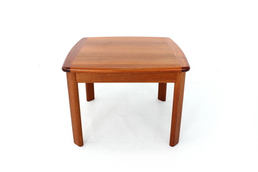 1960s Glostrup Møbelfabrik Mid-Century teak table basse / table d'appoint, comme neuf !