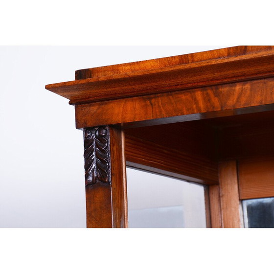 Image 1 of Vintage Biedermeier display cabinet in walnut and solid spruce, 1830s