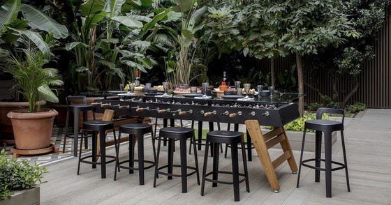 Image 1 of Rs Max Dining Table