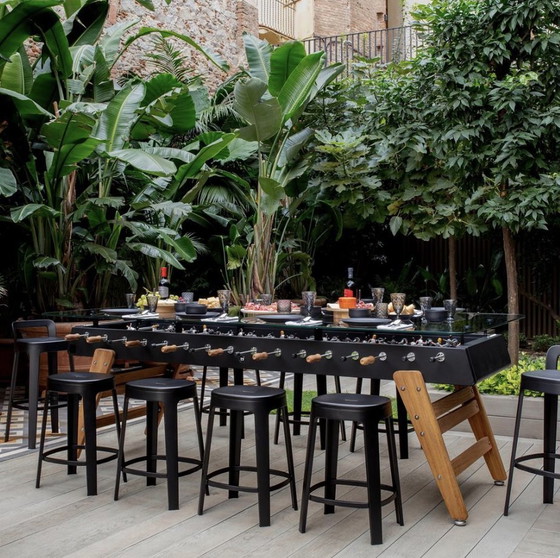 Image 1 of Rs Max Dining Table