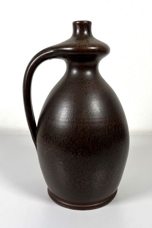 Ceramic can