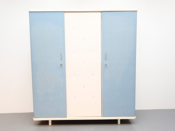 Image 1 of Vintage closet Rawi 3 door blue cream