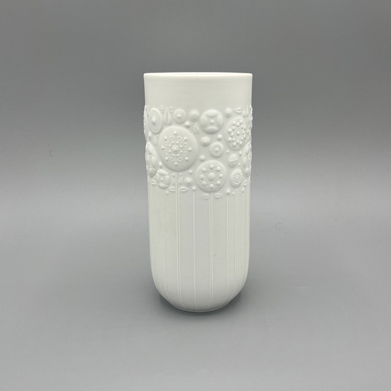 Image 1 of White Porcelain Vase - Bjørn Wiinblad Rosenthal Studio-Linie