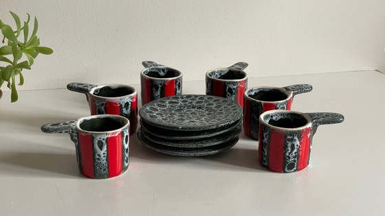 Image 1 of 6 tazze e piattini in ceramica artistica vintage Luc Vallauris