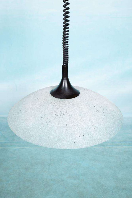 Image 1 of Memphis 1980 lampe suspendue en verre, lampe suspendue à tirette vintage