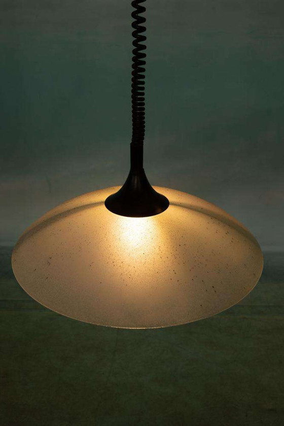 Image 1 of Memphis 1980 lampe suspendue en verre, lampe suspendue à tirette vintage