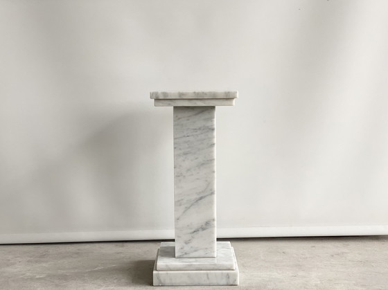 Image 1 of Column carrara marble