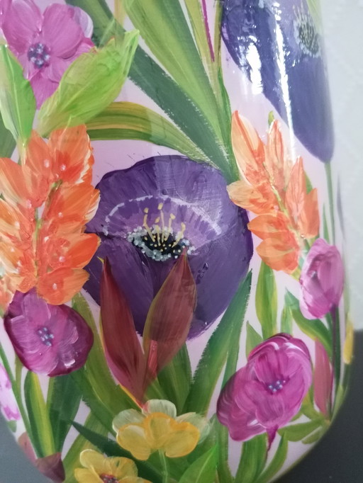 Hand-painted Vase 'Avelon'