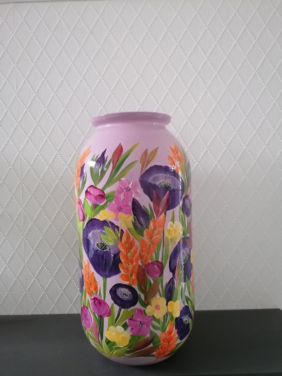 Image 1 of Hand-painted Vase 'Avelon'