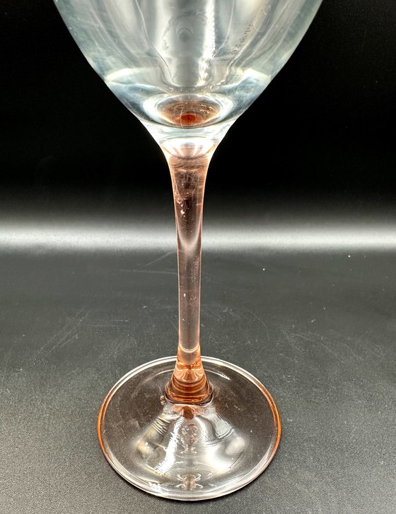 Image 1 of 6 copas de vino Luminarc con tallo rosa