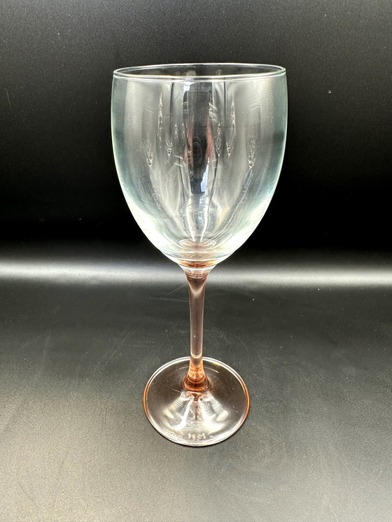 Image 1 of 6 copas de vino Luminarc con tallo rosa