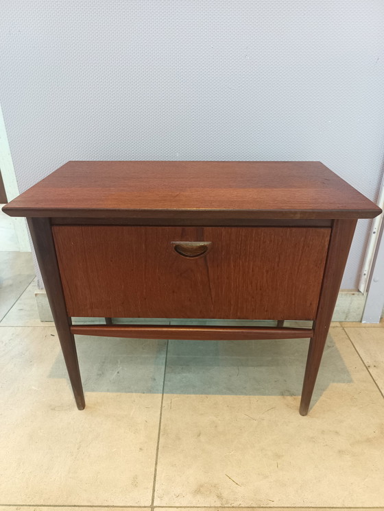 Image 1 of 2x Van Teeffelen Nightstands