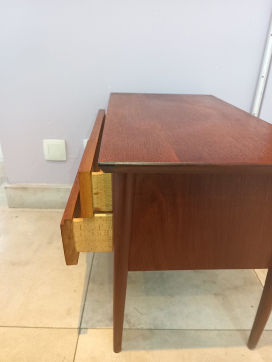 Image 1 of 2x Van Teeffelen Nightstands