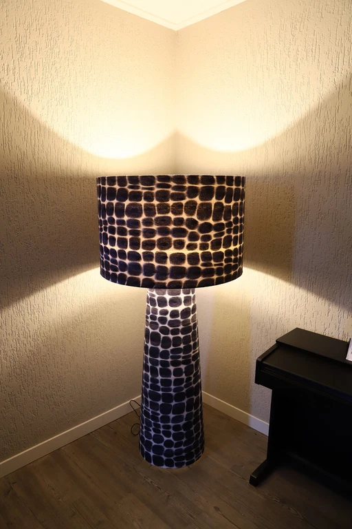 Cappellini Giraffe floor lamp by Marcel Wanders