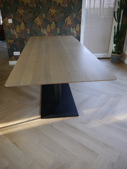 Seuren Dining Room Table