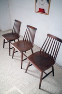 3x vintage chairs style rung chairs