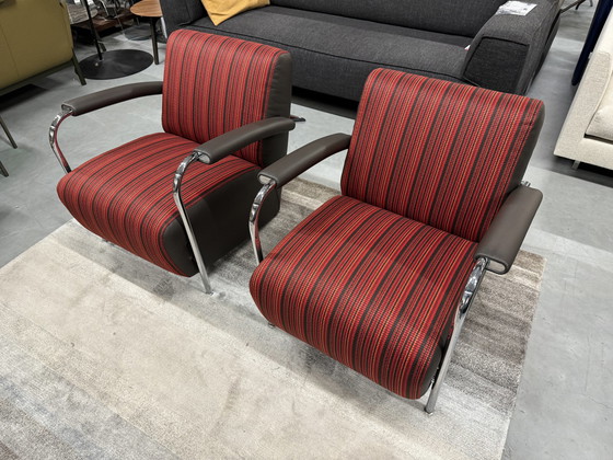 Image 1 of 2 Leolux Scylla armchairs Red fabric brown leather