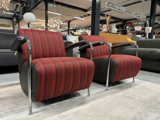 2 Leolux Scylla armchairs Red fabric brown leather