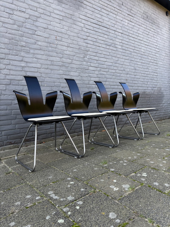 Image 1 of 4x Peter Opsvik Varier Penguin Ergonomic Chairs